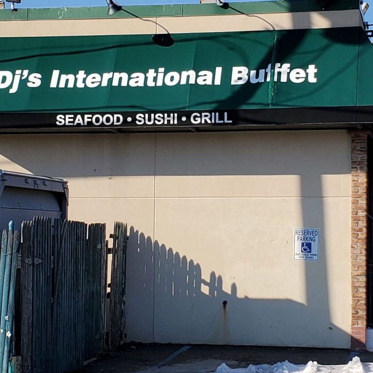 DJ's International Buffet Chinese Buffet Restaurant in Garden City, NY